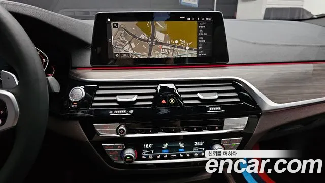 BMW 5 серии 2020 thumb 9
