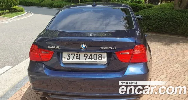 BMW 3 серии 2011 thumb 4