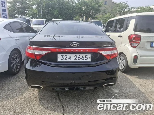 Hyundai Grandeur 2015 thumb 12