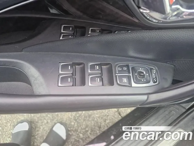 Hyundai Grandeur 2015 thumb 11