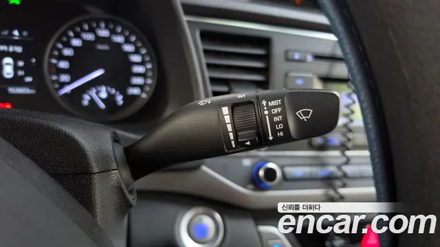 Hyundai Avante 2017 thumb 9