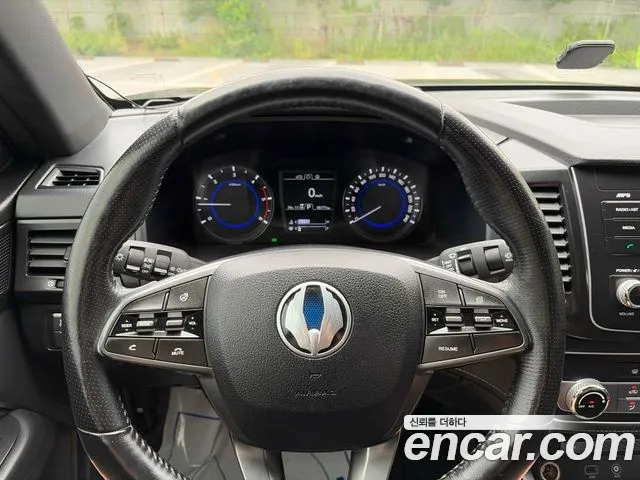 KGM Rexton 2020 thumb 9