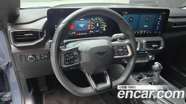 Ford Mustang Mach-E 2024 thumb 4