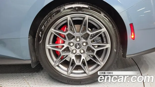 Ford Mustang Mach-E 2024 thumb 12