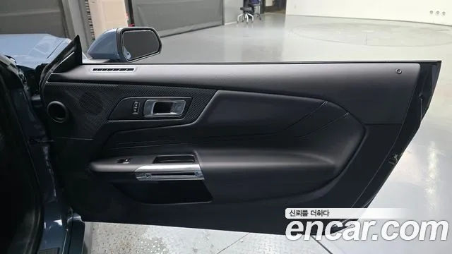 Ford Mustang Mach-E 2024 thumb 10