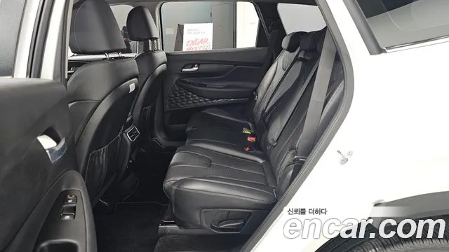 Hyundai Santa Fe 2022 thumb 2