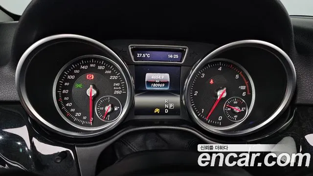 Mercedes-Benz GLE-Класс 2016 thumb 8