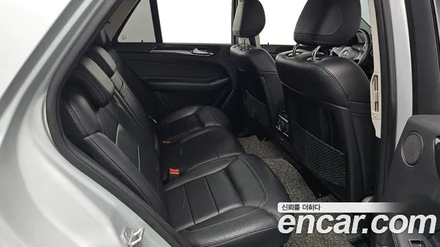 Mercedes-Benz GLE-Класс 2016 thumb 12