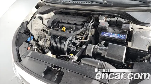 Hyundai Elantra 2019 thumb 3