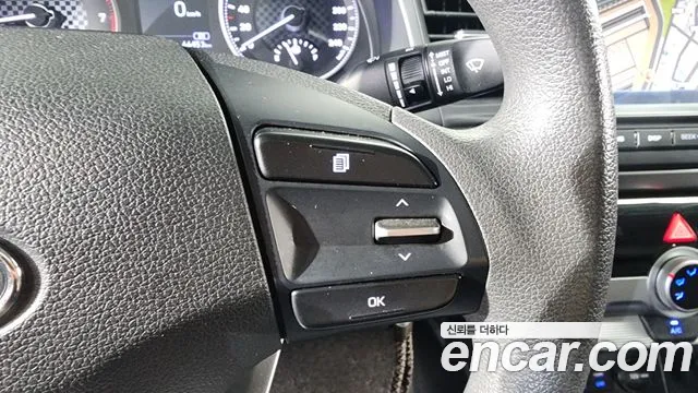 Hyundai Elantra 2019 thumb 12