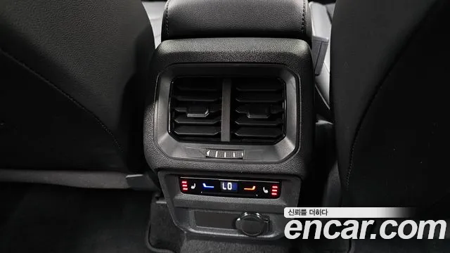 Volkswagen Tiguan 2022 thumb 2