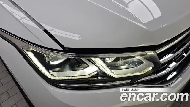 Volkswagen Tiguan 2022 thumb 4