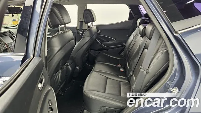 Hyundai Santafe 2017 thumb 7