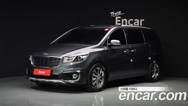 Kia Carnival 2017 thumb 2