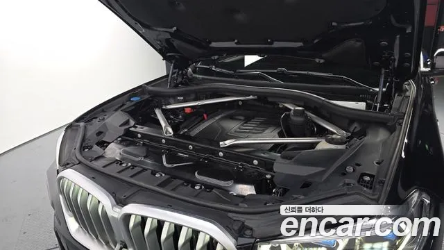 BMW X6 2022 thumb 7