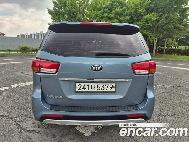 Kia Carnival 2014 thumb 2