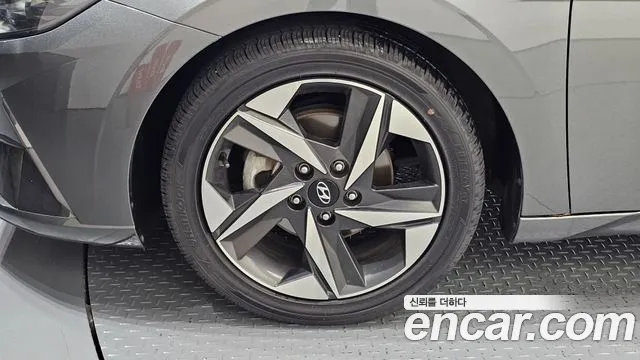 Hyundai Elantra 2022 thumb 12