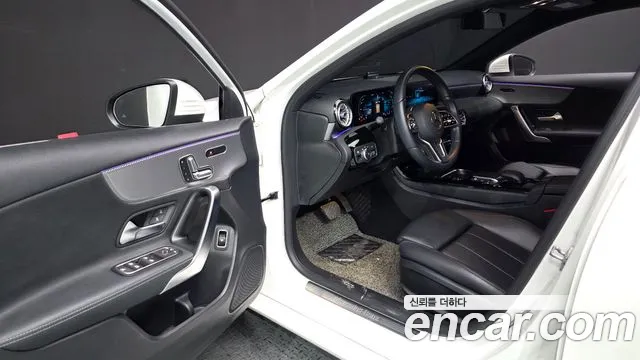 Mercedes-Benz A-Class 2021 thumb 8