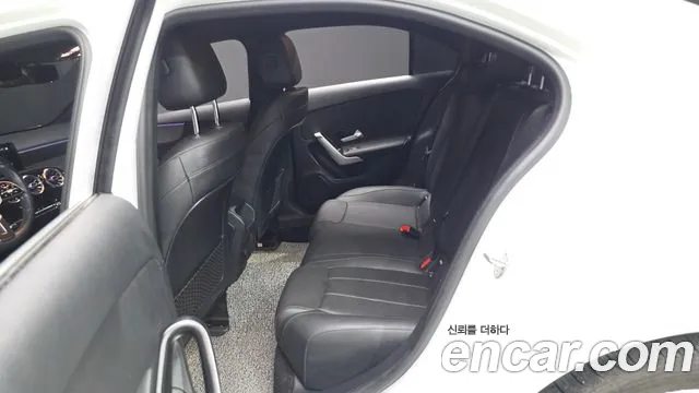 Mercedes-Benz A-Class 2021 thumb 10