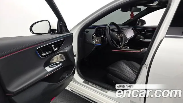 Mercedes-Benz E-Class 2024 thumb 12
