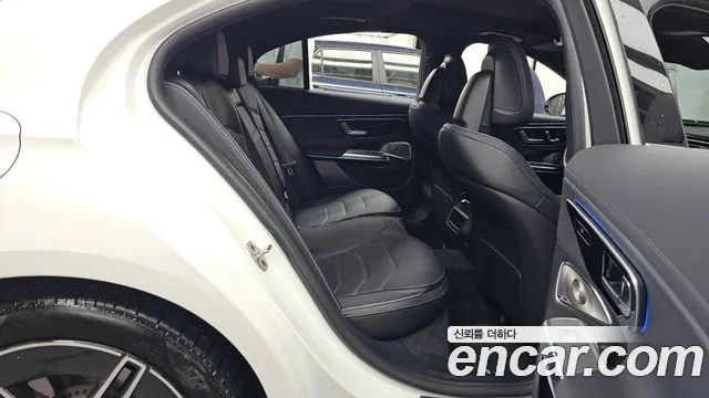 Mercedes-Benz E-Class 2026 thumb 3