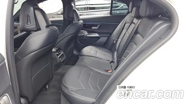 Mercedes-Benz E-Class 2026 thumb 6