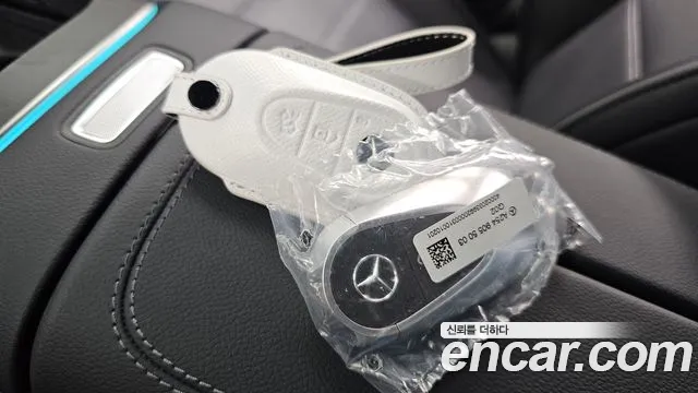 Mercedes-Benz E-Class 2026 thumb 11