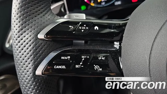 Mercedes-Benz E-Class 2026 thumb 10