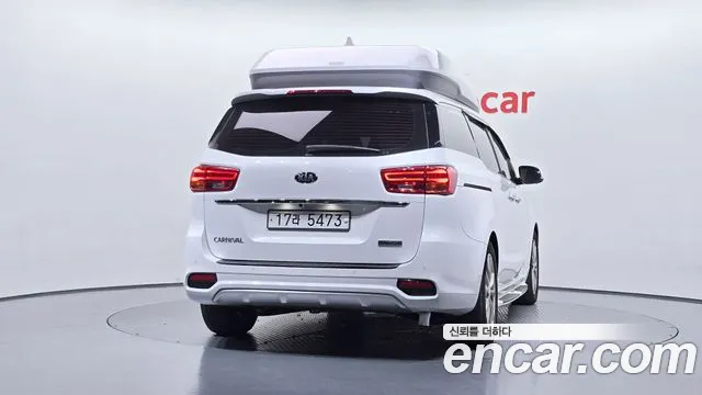 Kia Carnival 2019 thumb 6