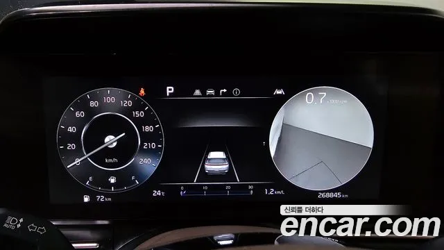 Kia Carnival 2022 thumb 5
