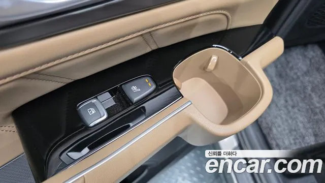 Kia Sorento 2025 thumb 9