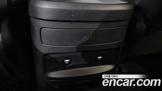 Hyundai Staria 2022 thumb 8