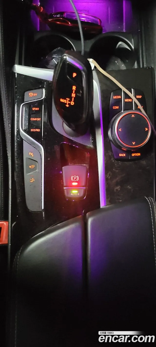 BMW 6 серии Gran Turismo 2018 thumb 4