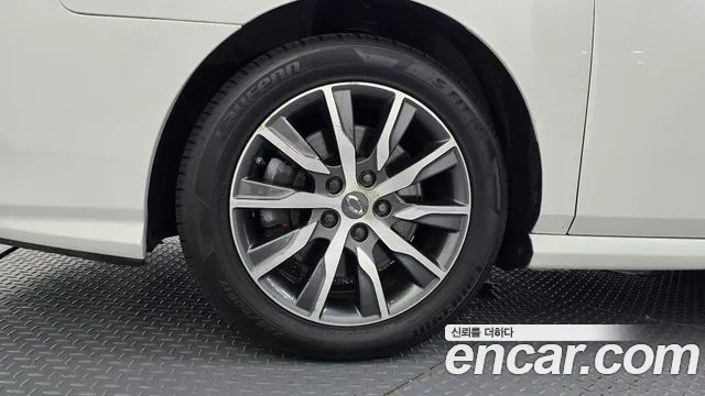 Renault SM5 2014 thumb 3
