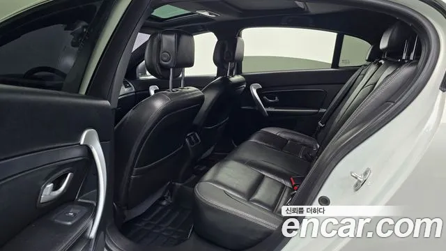 Renault SM5 2014 thumb 7