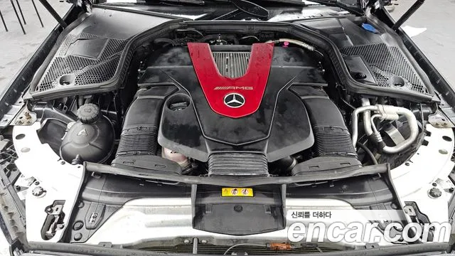 Mercedes-Benz C-Class 2019 thumb 10