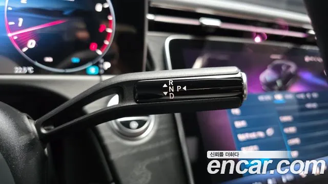 Mercedes-Benz E-Class 2024 thumb 11