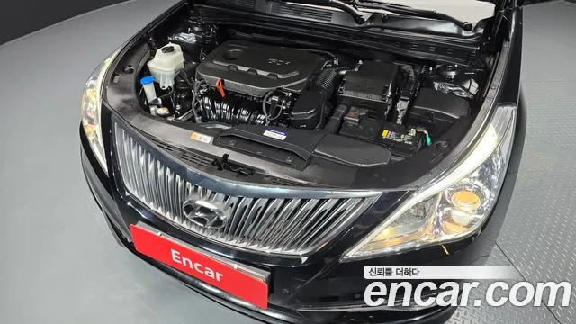 Hyundai Grandeur 2017 thumb 11