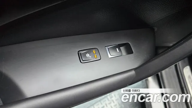 Hyundai Grandeur 2017 thumb 4
