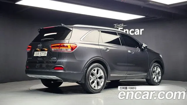 Kia Sorento 2017 thumb 9