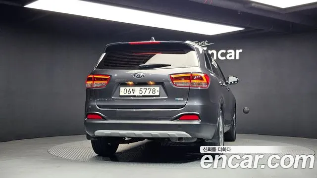 Kia Sorento 2017 thumb 5