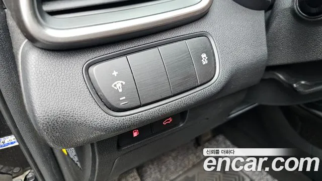 Kia Sorento 2017 thumb 12