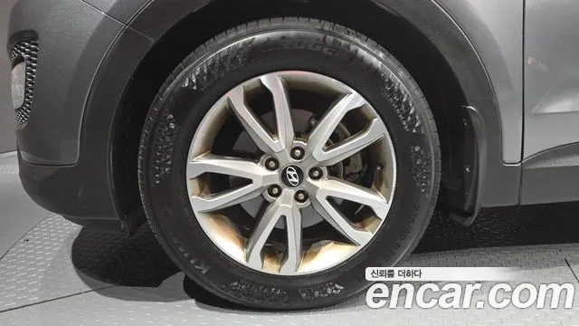 Hyundai Санта Фе 2013 thumb 7