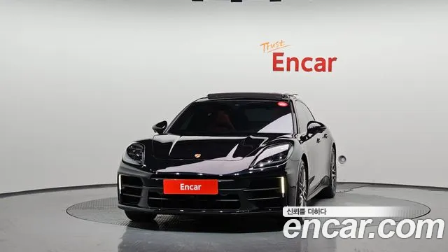 Porsche Panamera 2025 thumb 11