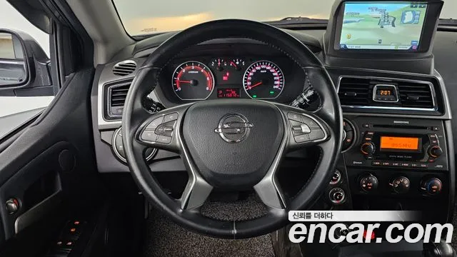 KGM Korando 2017 thumb 6