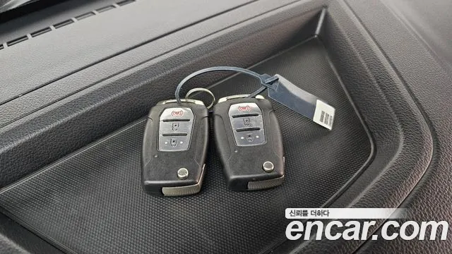 KGM Rexton 2019 thumb 6