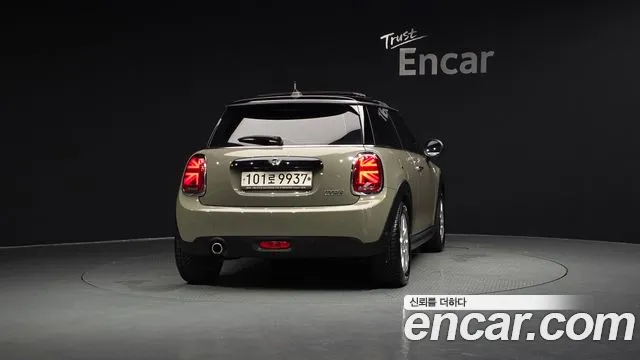 Mini Cooper 2020 thumb 12