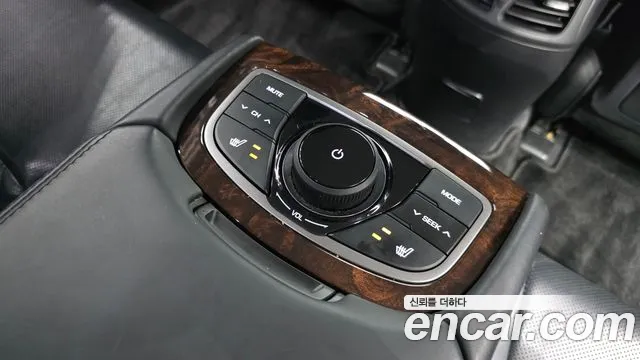 Hyundai Aslan 2015 thumb 6