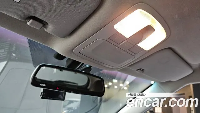 KGM TIBOLI 2018 thumb 8