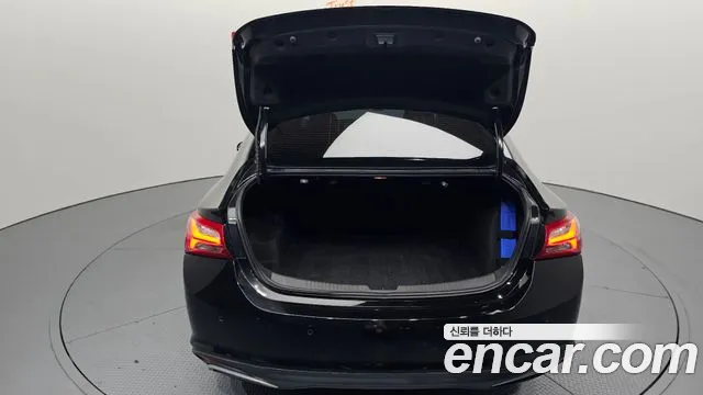 Chevrolet Malibu 2021 thumb 3
